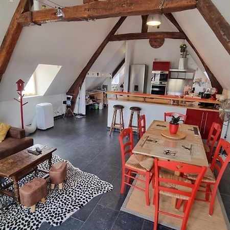 Appartement 5 pièces WiFi , prime video en cœur de forêt Trosly-Breuil Esterno foto