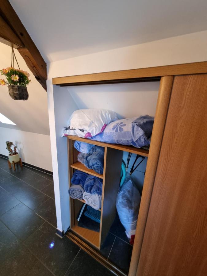 Appartement 5 pièces WiFi , prime video en cœur de forêt Trosly-Breuil Esterno foto