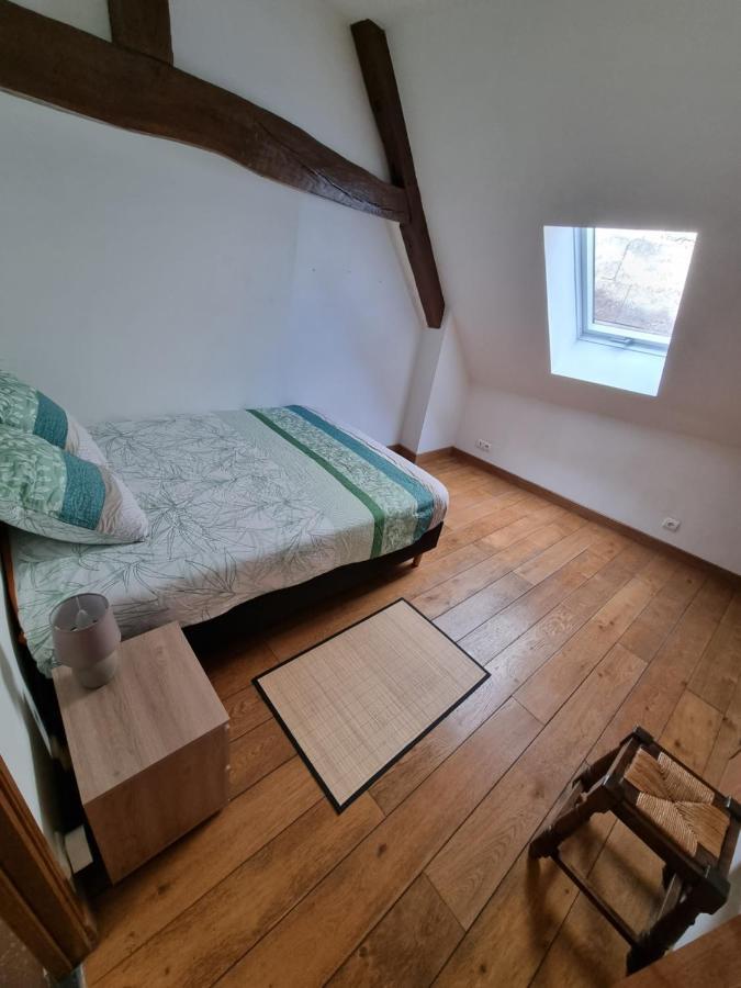 Appartement 5 pièces WiFi , prime video en cœur de forêt Trosly-Breuil Esterno foto