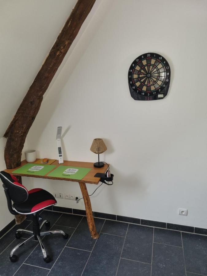 Appartement 5 pièces WiFi , prime video en cœur de forêt Trosly-Breuil Esterno foto